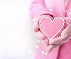 Die evangelische Kirche in Uetersen bittet anlässlich des Valentinstags einen kreativen Gottesdienst an. (Symbolfoto: Pixabay)