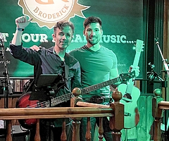 Treten im Broderick auf: Wolf-Dietrich Nehlsen (links) und Anton Ammelung. (Foto: Nehlsen)