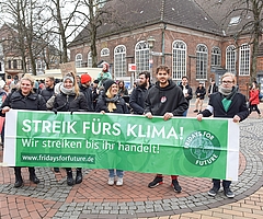 Viele Menschen beteiligten sich im März 2023 in Elmshorn an einem Globalen Klimastreik. (Foto: Frank)