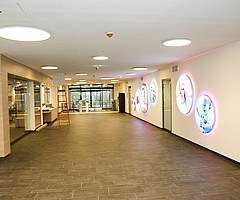 Fies: Der Besuch des Elmshorner Badeparks endete für einige Besucher mit dem Verlust von Wertsachen. (Foto: Strandmann/Archiv)