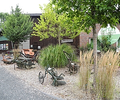 Am 7. Mai 2023 startet das Deutsche Baumschulmuseum mit seiner Sonderausstellung „Wurzel, Krone und zurück – der Weg des Wassers“ in die neue Saison. (Foto: Förderverein Kulturlandschaft Pinneberger Baumschulland)