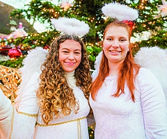 Die Kostüme der Elmshorner Engel werden vom Stadtmarketing gestellt. (Foto: Sven Rehder)