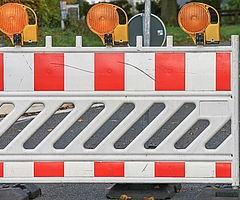 Die Landessstraße 112 wird im Bereich Hohenfelde ab Freitag für einige Tage voll gesperrt. (Foto: pixabay)