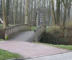 Im Glückstädter Stadtpark wurde eine Granate gefunden. (Archiv: Holsteiner Allgemeine)