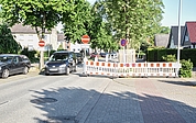 Die Reuterstraße ist teilweise halbseitig gesperrt. Die Baustelle reichte am 6. Juni 2023 bis zur Einmündung in die Straße Sonntagsmoor. (Foto: Frank)